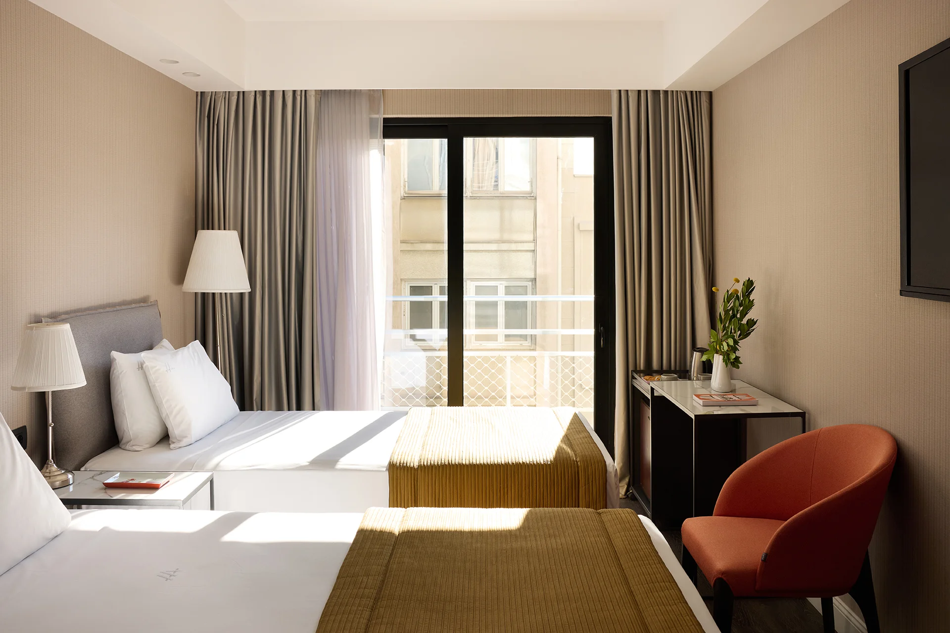 Astor_Hotel_Athens_Classic_Triple (2)